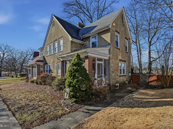 637 Harrington St, Wilmington, DE 19805