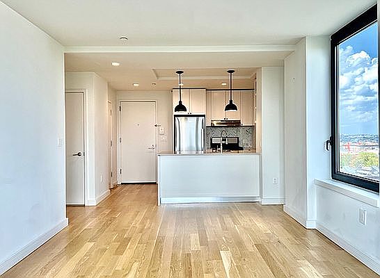 1st image of 409 Eastern Pkwy #602A
