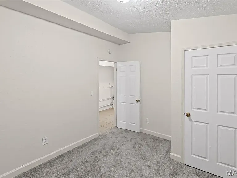 502 Saint Thomas Ln #502 — Photo 7