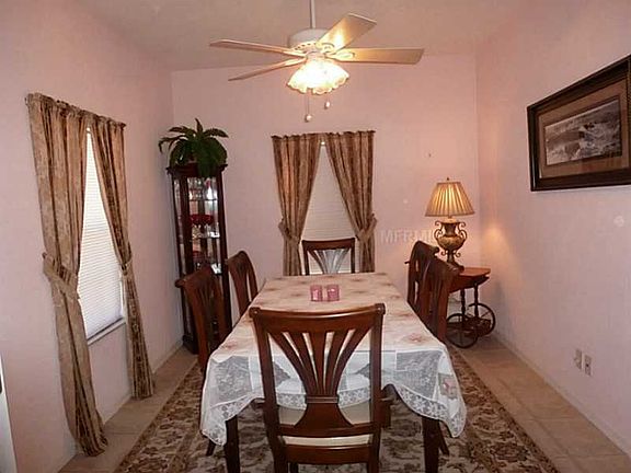 4th image of 1477 Red Oak Ln