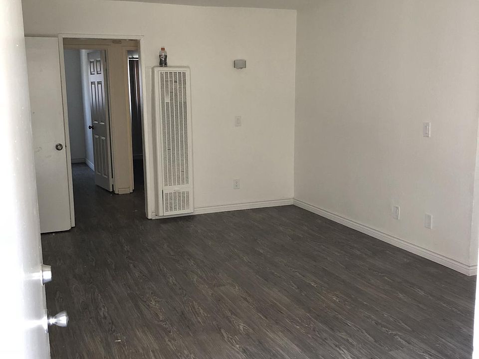 1st image of 637 W 79th St APT 2