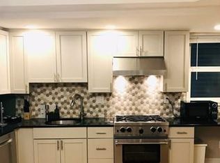 90 Pinckney St #1, Boston, MA 02114
