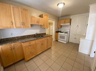 301 Belgrade Ave #2L, Roslindale, MA 02131