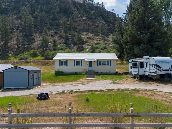 131 Carbonado Rd, Joliet, MT 59041