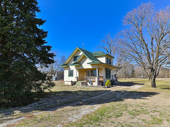 3rd image of 10149 W Farm Road 106