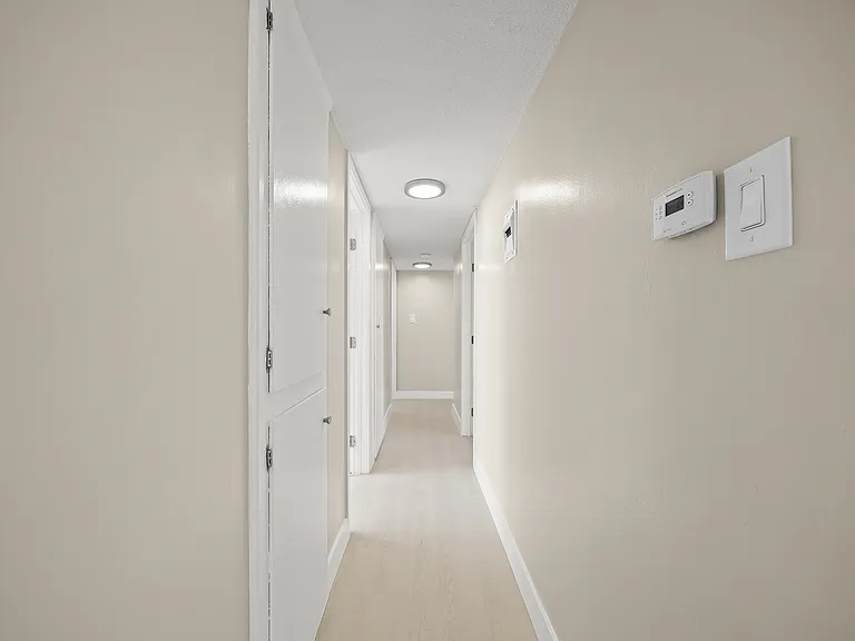 12236 Manor Dr. — Photo 71