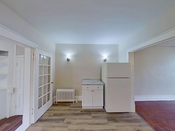 4th image of 566 Park Ave #2
