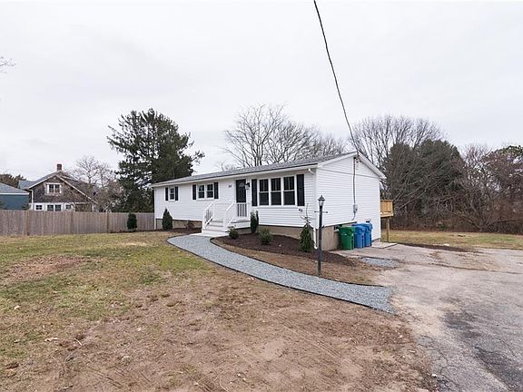 2nd image of 397 Willard Ave