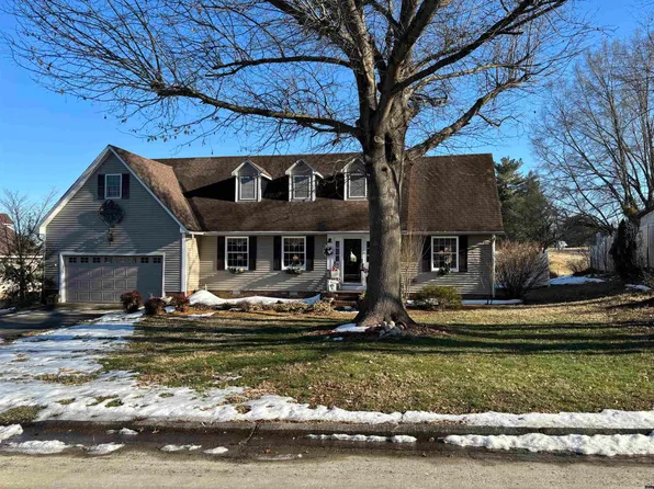 342 Golf Cart Dr, Mayfield, KY 42066