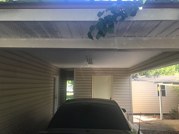 2nd image of 605 W McPherson Ave