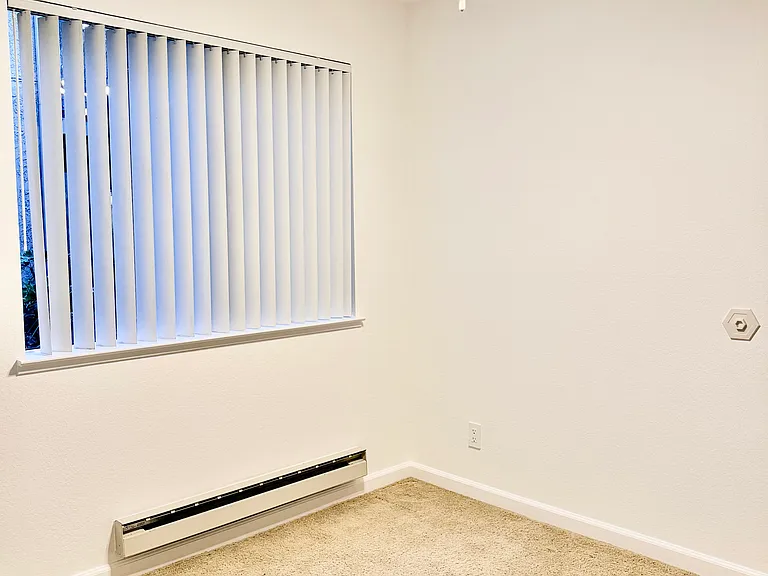 2250 Monroe St #280 — Photo 8