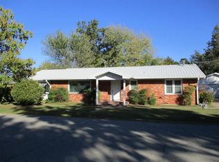 608 N East St, Eufaula, OK 74432