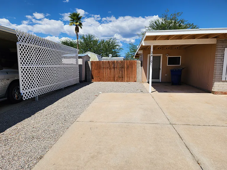 2410 S Rose Peak Dr — Photo 3