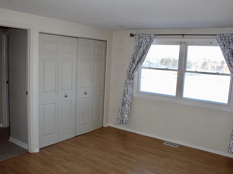 2018 Oxford Ct — Photo 12