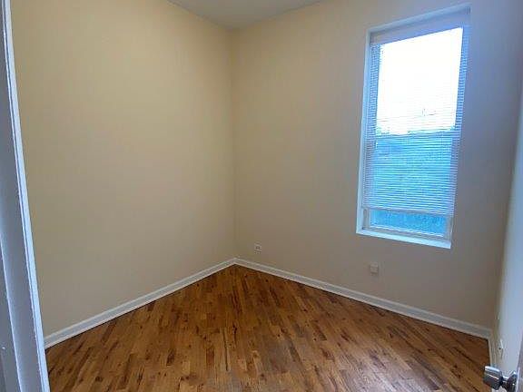4th image of 2300 S Ridgeway Ave APT 3