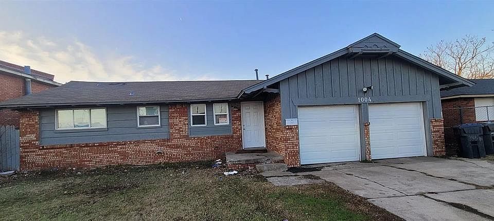 1st image of 1004 SW 60th St