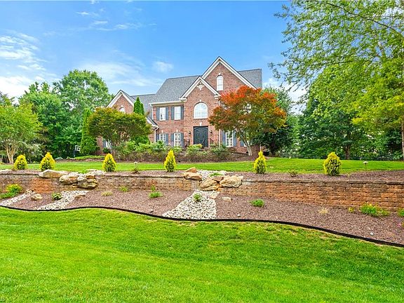 4th image of 7809 Charles Place Dr