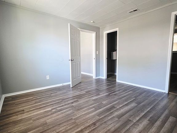 2nd image of 417 S Emerson St #13