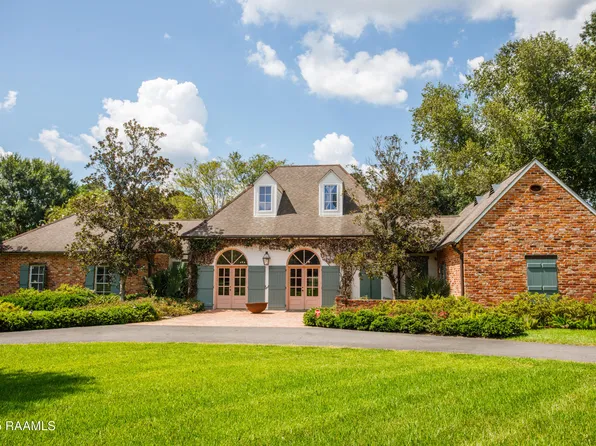 312 Fuselier Rd, Arnaudville, LA 70512