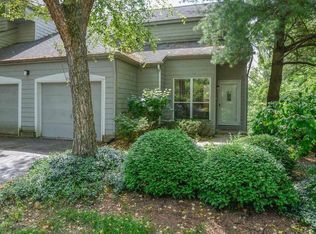 1958 E Bay Pointe Dr, Bloomington, IN 47401