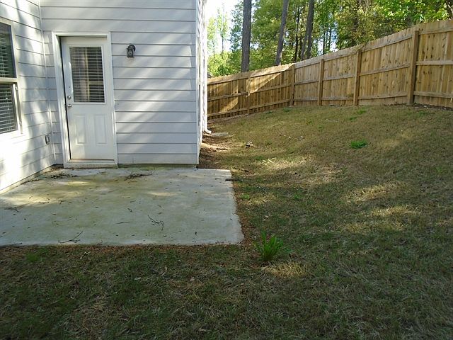 2nd image of 2121 Bachelot St