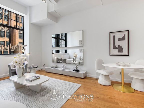 4th image of 310 E 46th St APT 11D
