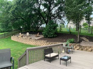 6502 NW Morrell Dr, Parkville, MO 64152