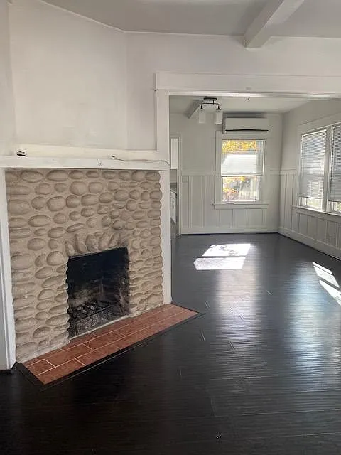 3 bed, 1108 sqft, $3,800 — Photo 4