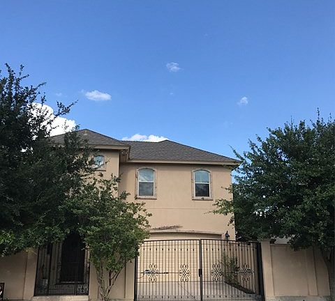 3rd image of 2420 E 6th Ave