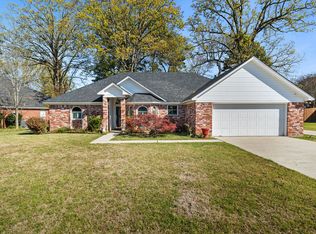 3014 Harrisburg Ln, Texarkana, TX 75503