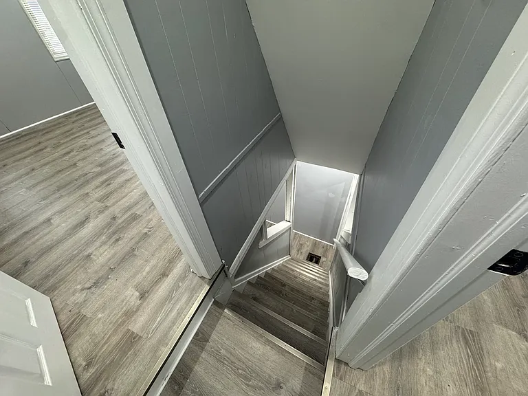 608 Sycamore St — Photo 16