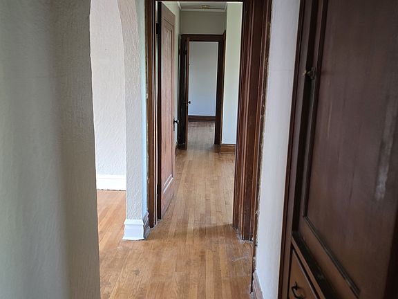 4th image of 530 S Lincoln Ave #2