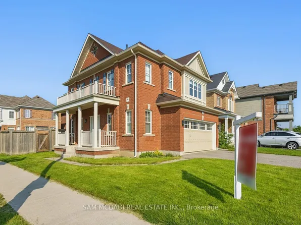 2 Giltspur Rd, Brampton, ON L7A 0Y9