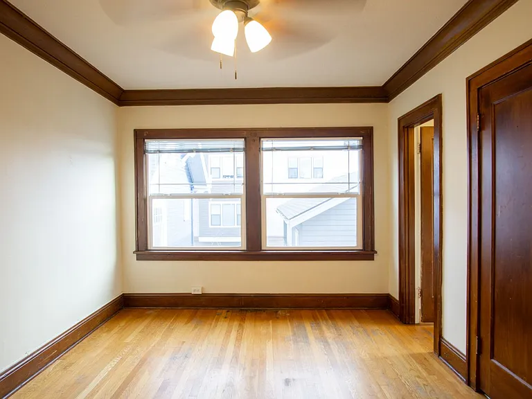 1904 NE Couch St #205 — Photo 3