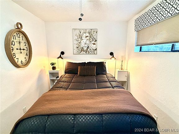 3rd image of 159 Southwood Shores Pl #2A