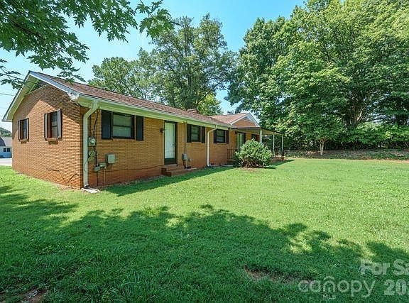 2nd image of 100 Piedmont Dr
