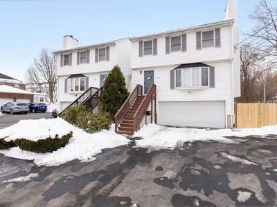 262 Albion St #B, Wakefield, MA, 01880