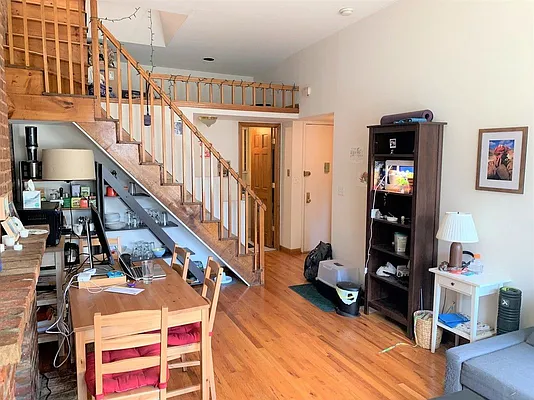 Rented by Oxford Property Group | media 4