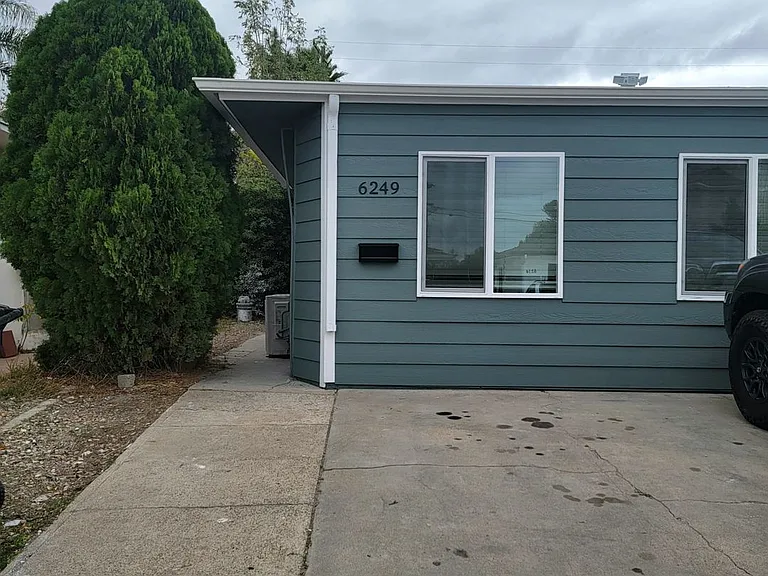 6249-6253 Mary Lane Drive — Photo 33