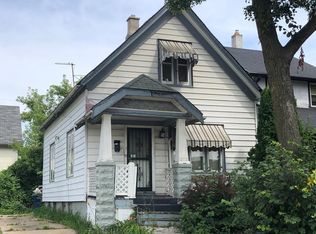 2772 N 21st St, Milwaukee, WI 53206