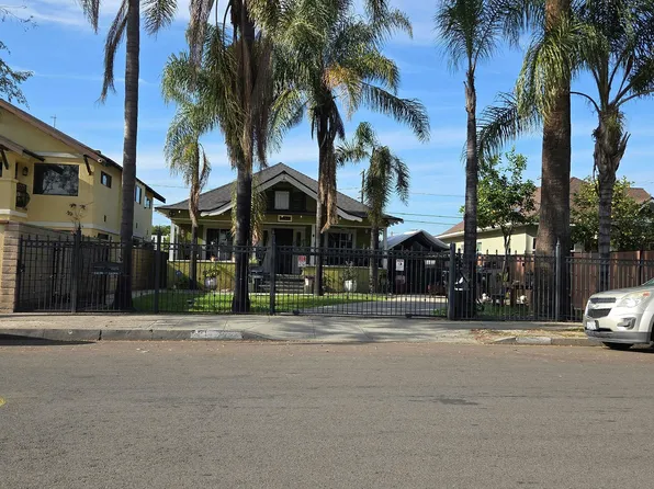 2637 2639 1/2 Huron St, Los Angeles, CA 90065