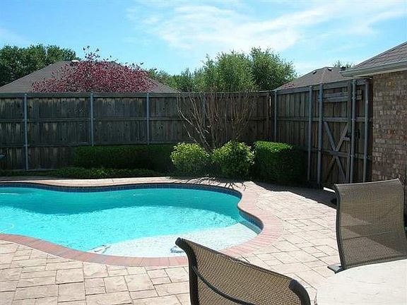 3rd image of 6406 Tara Ln