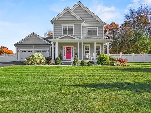 3 Millstone Dr, Grafton, MA 01519