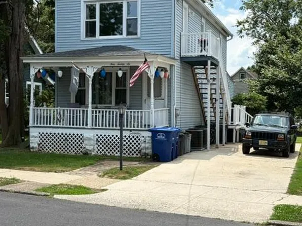 326 Riverview Ave, Florence, NJ 08518