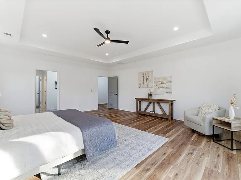 1386 Elizabeth Ave SW — Photo 24