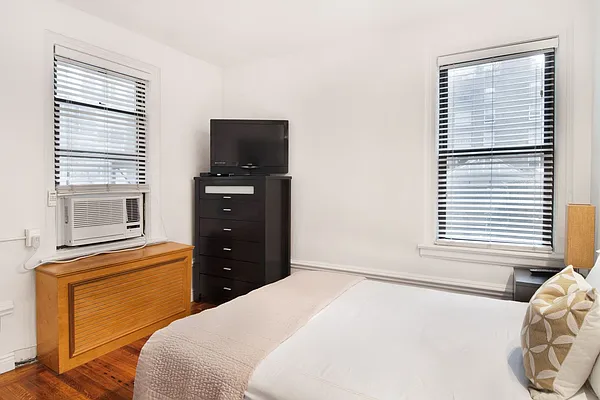 Rented by WAM Partners - William Moses Co. | media 20