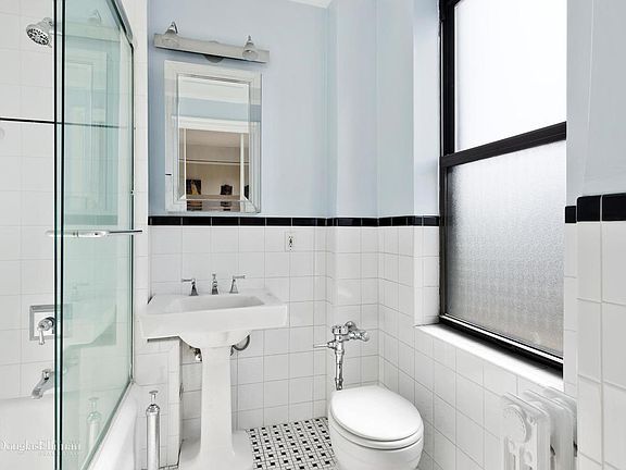4th image of 105 W 86th St #15B
