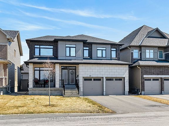 2nd image of 32 Edenbridge Ct