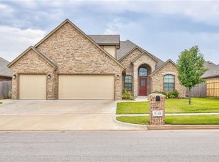 9108 NW 84th St, Yukon, OK 73099