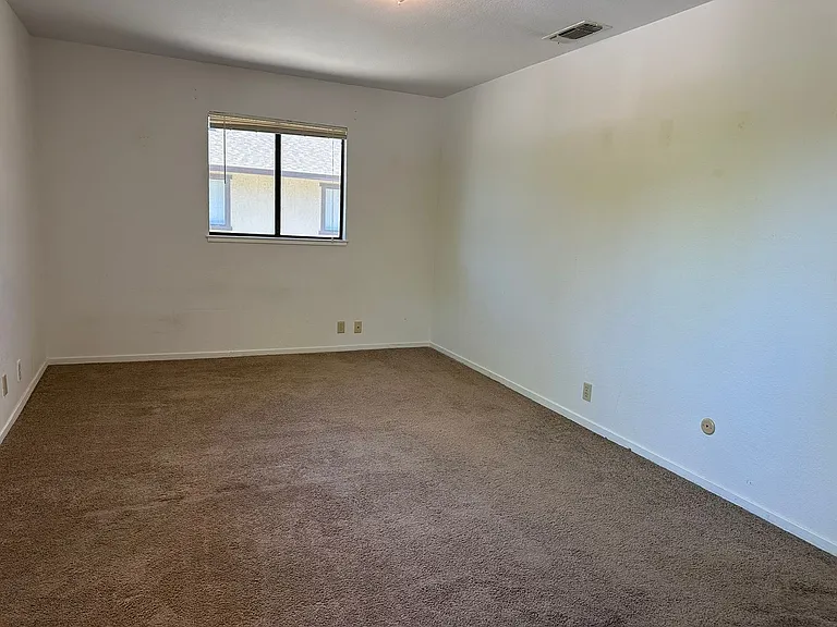 3337-3339 La Canada Dr — Photo 15